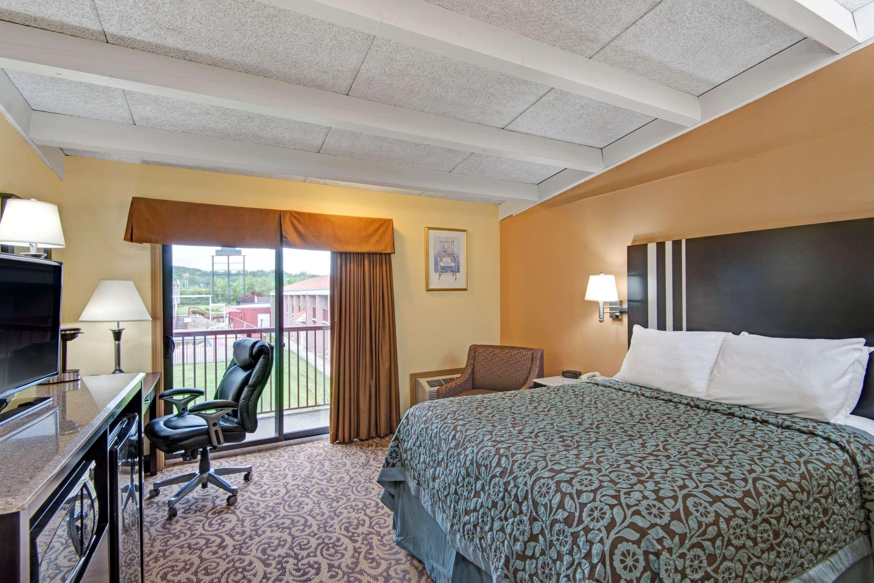 Days Inn By Wyndham Washington Eksteriør billede