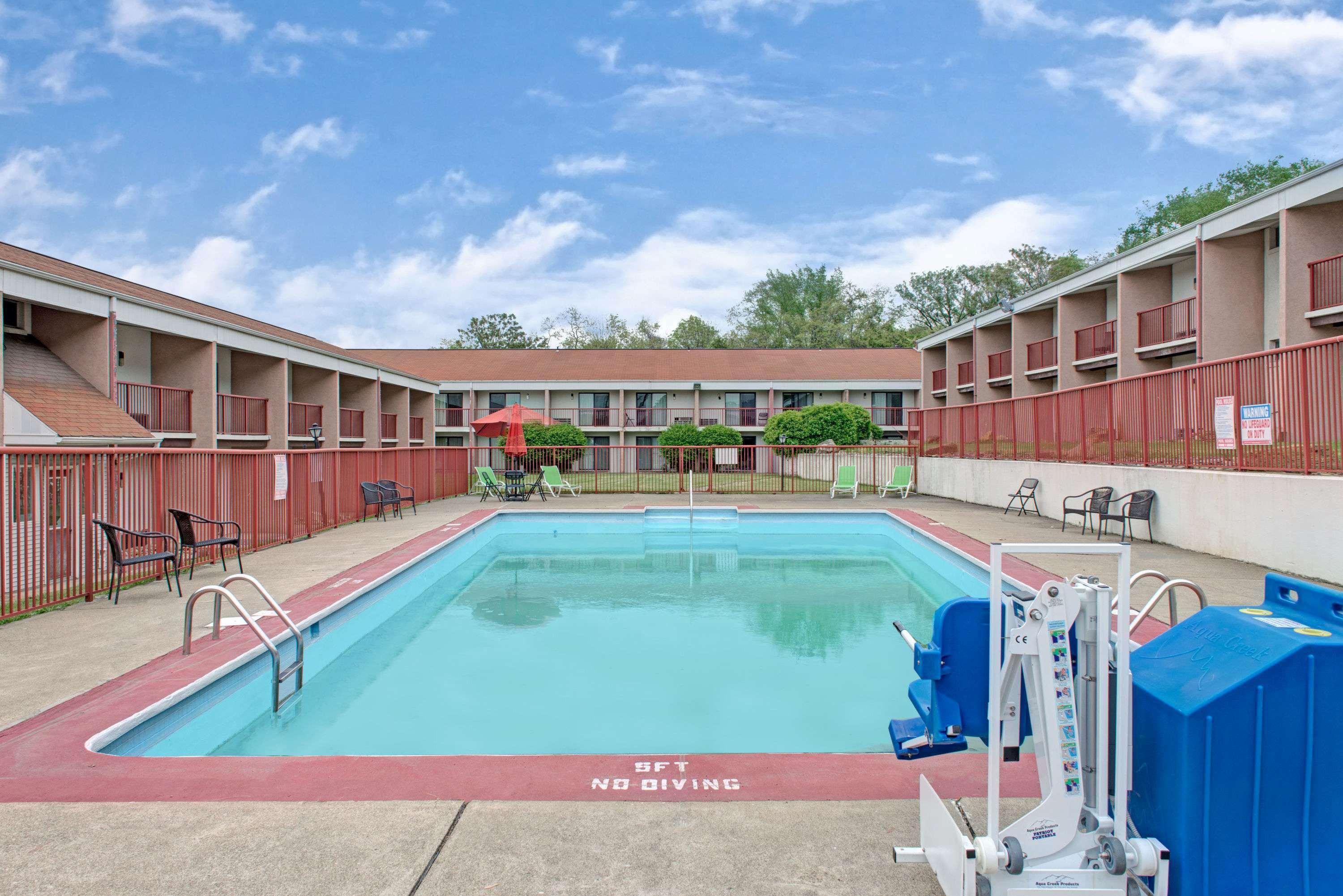 Days Inn By Wyndham Washington Eksteriør billede