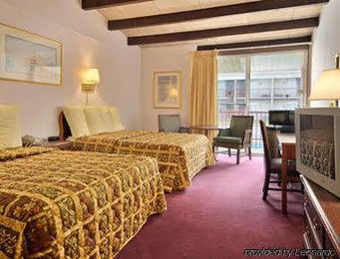Days Inn By Wyndham Washington Eksteriør billede