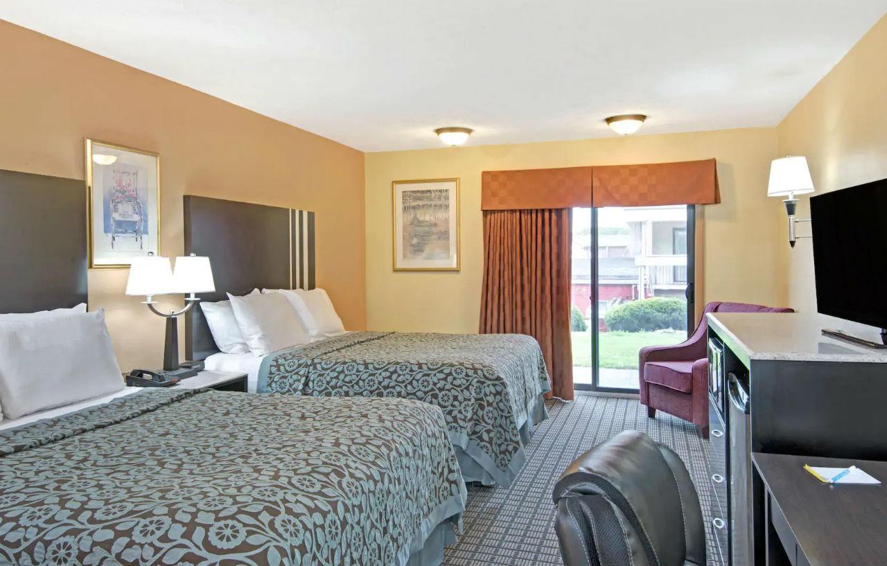 Days Inn By Wyndham Washington Eksteriør billede